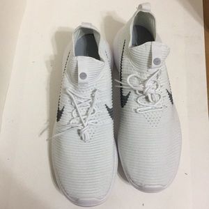 Roshe two flyknit V2